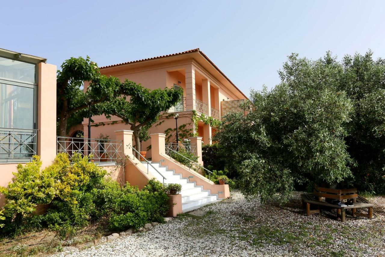 Eleonas Hotel Rovies Exterior photo